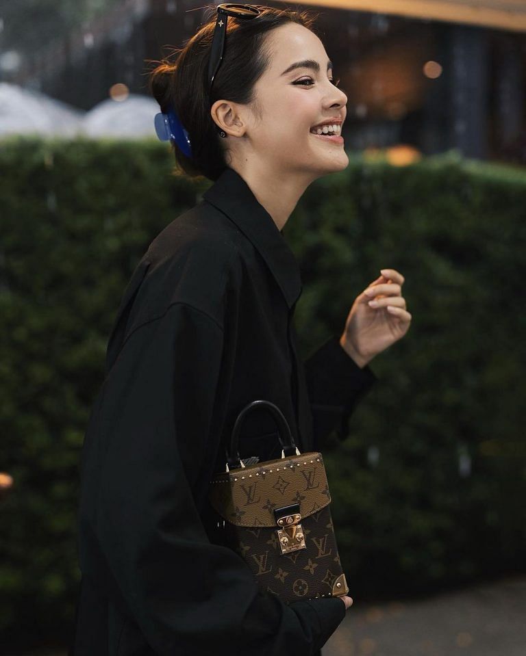 Louis Vuitton Camera Box Bag celebs Heart Evangelista Taeyong